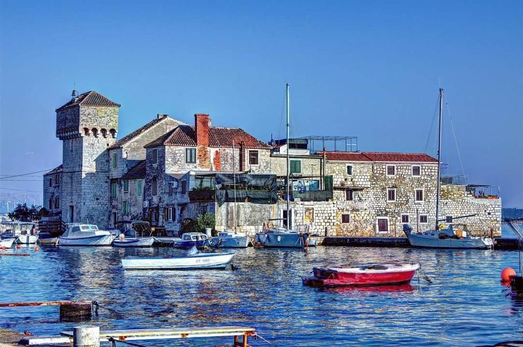 Modern Apartment Near Split & Trogir Kastela Dış mekan fotoğraf