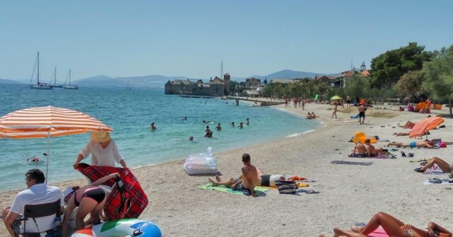 Modern Apartment Near Split & Trogir Kastela Dış mekan fotoğraf
