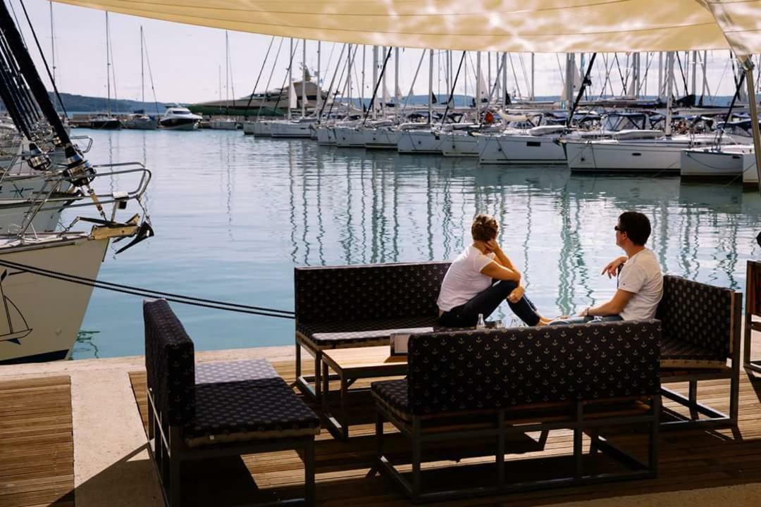Modern Apartment Near Split & Trogir Kastela Dış mekan fotoğraf